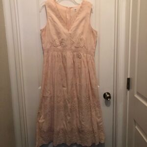 Gap pink embroidered dress